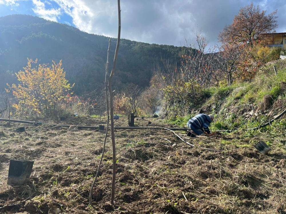 82 yaşındaki emekli mali müşavir, yaptığıyla gençlere de yaşıtlarına da örnek 7